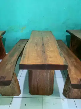 MEJA KAYU DAN BANGKU KAYU
