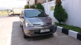 Nissan Grand livina 2012 Bensin
