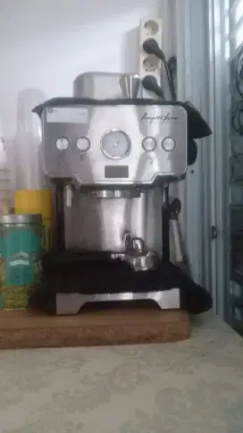 Dijual mesin kopi ferrati Fera dan alat pres minuman