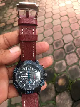 Jam tangan CAT chronograph