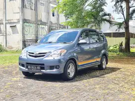 Xenia Xi 2009 manual tangan pertama
