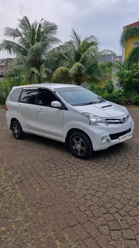 Xenia R dlx manual 2014 bs kredit DP. 5 Jt Mobil No PR Mulus luar dlm