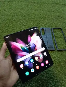Samsung galaxy z fold 3