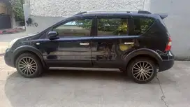 Nissan Livina 2010 Bensin