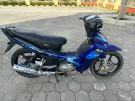 Yamaha Jupiter biru putih tahun 2008
