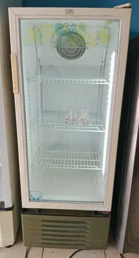 Di jual showcase RSA siap pakai..