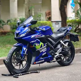 YAMAHA R15 V3 BIRU 2017 KM LOW MULUS PAJAK HIDUP