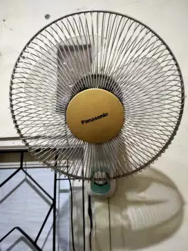 Kipas angin dinding panasonic 12 inchi