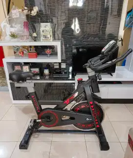 Ready sepeda spinning bike untuk rumahan