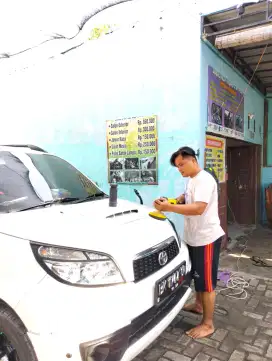 Jasa salon mobil panggilan