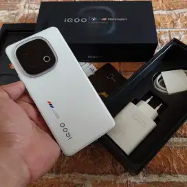 IQOO 13 (12/256 Gb) Snapdragon 8 Elite_Mulus Garansi ON