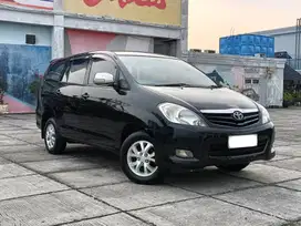 Innova G 2.0 AT 2009
