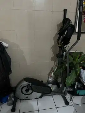 Alat gym olahraga
