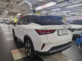 Wuling Alvez EX sunroof 2023 putih
