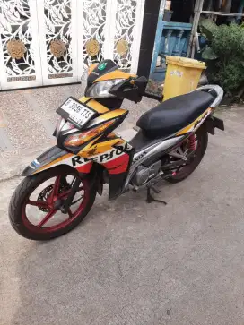 Honda Blade Repsol 2013 Karbu,ss lengkap mesin bagus plat B DKI