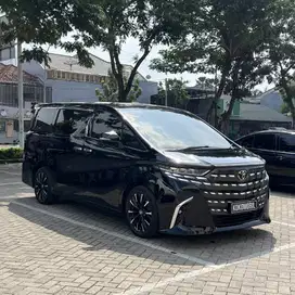 TOYOTA ALPHARD 2015
