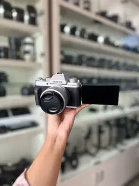 KAMERA FUJIFILM X-T200 + KIT