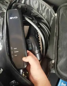 casan / charger BYD