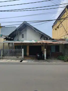 Rumah Lama Hitung Tanah Cocok Dibangun Kost Di Utan Kayu Jakarta Timur