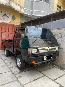 Mitsubishi L300 Pick Up 2023