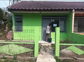 rumah dua unit jejer di griya kenari mas cileungsi kota