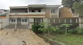 A214 Jual Rumah Besar Bagus Termurah Dalam Cluster di Kelapa Gading