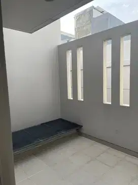 Di Jual Rumah Golf Island Ukuran 10x25