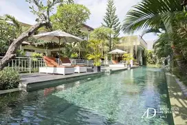 FREEHOLD TROPICAL STYLE 4-BED VILLA IN KEROBOKAN