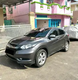 Honda HRV 1.5 E AT Istimewa KM rendah sangat terawat