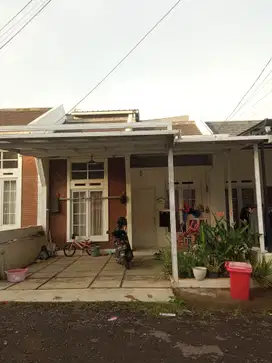 Dijual atau Over kredit Rumah Scandinavia Pasirjati Bandung Timur