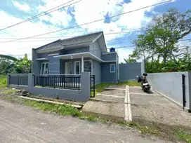 DIJUAL RUMAH MINIMALIS FULL PAGAR DI SLEMAN UTARA 400JT-an