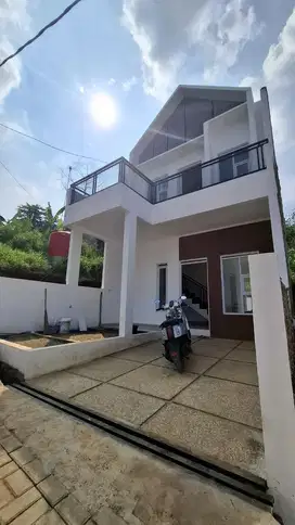 Dijual rumah 2 lantai termurah di jatihandap dkt padasuka pusat kota