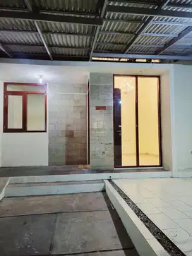 Rumah rapi siap huni di Cikupa Tangerang SHM