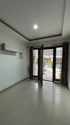 Dijual Murah Rumah Cluster East Asia di Green Lake City