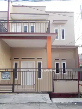 Rumah Tingkat Harga Hemat Tetangganya Merakyat