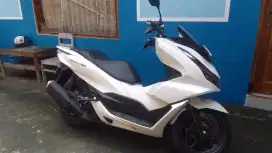 PCX Putih CBS 2024