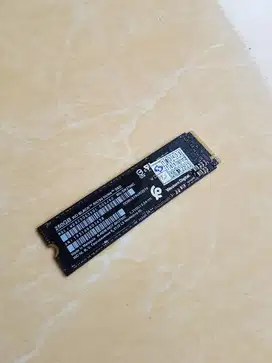SSD M.2 Nvme WD Black 250gb sehat 100%