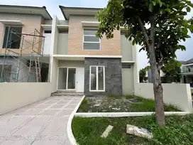Rumah Puri Indah Ketintang, Surabaya dekat POLDA, Royal Plaza, TOL