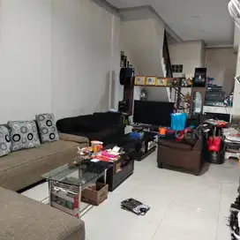 DIJUAL CEPAT RUKO JELAMBAR 2,5 LANTAI SHM IMB