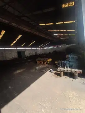 dijual murah tanah dan gudang  kayu besar ,jl kapuk kamal raya