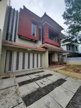 Dijual rumah siap huni 2 lt di Villa Melati Mas lt.350m hanya 4,6 M