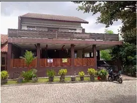 DILELANG Rumah 2 lantai bagus siap huni di Jl. Jingga Wibawa, KBP