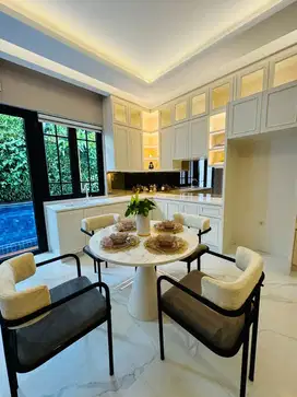 Rumah Eropa Classic mewah Strategis  Bintaro Pesanggrahan Jakarta