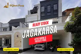 RUMAH MEWAH 6 KAMAR TIDUR PLUS KOLAM RENANG MURAH JAGAKARSA JAKSEL