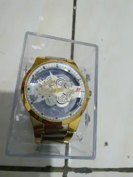 Jam SWISS ARMY transparan