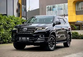 FORTUNER 2.4GR SPORT 2021 KMLOW 24Rb!!!