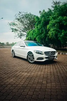 MERCEDES BENZ C200 (W205) CBU 2.0 AT 2014
