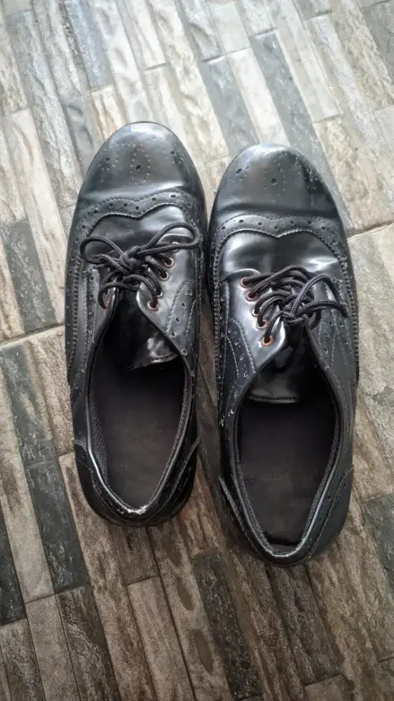 Sepatu Pantofel Semi