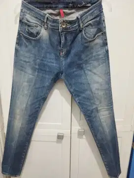 Celana jeans Logo original