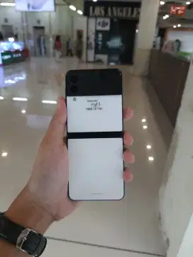 Samsung Z flip 3 256 gb second